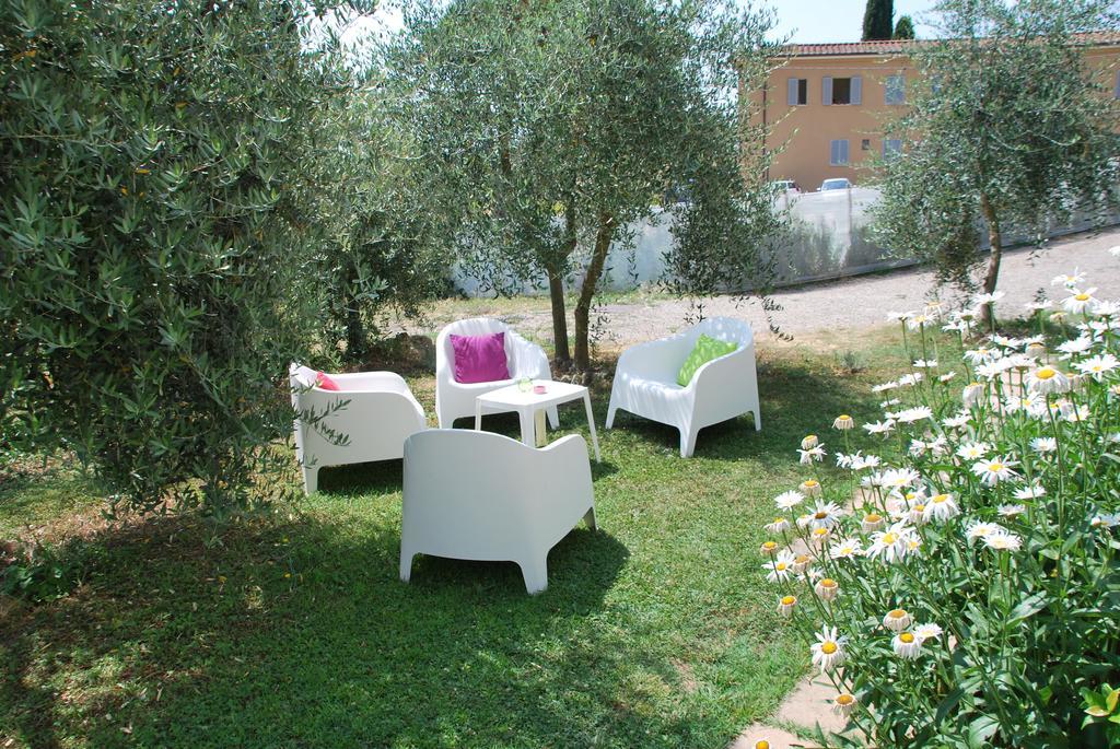 Hotel Ristorante Piccolo Chianti Siena Exterior photo