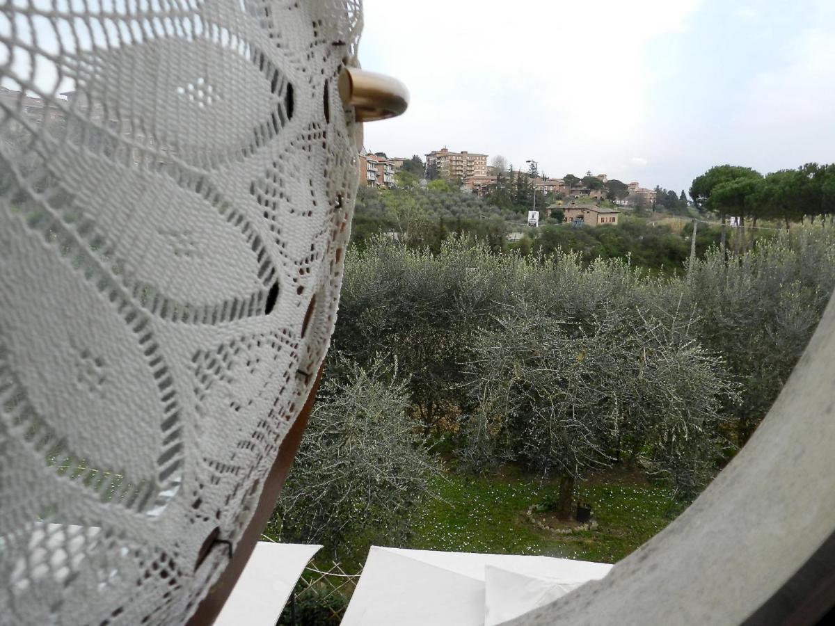 Hotel Ristorante Piccolo Chianti Siena Exterior photo